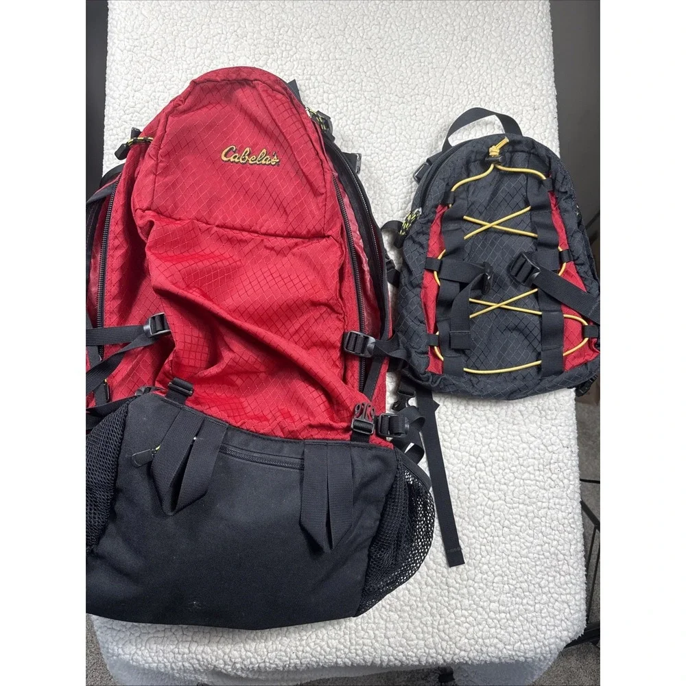 Cabelas Multi-Day 2 Bag Backpack EUC Hiking Camping w/Built In Rain Cover Padded